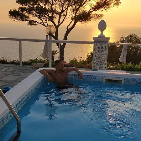 Bb La Guardiia Bed & Breakfast Anacapri  Eksteriør bilde