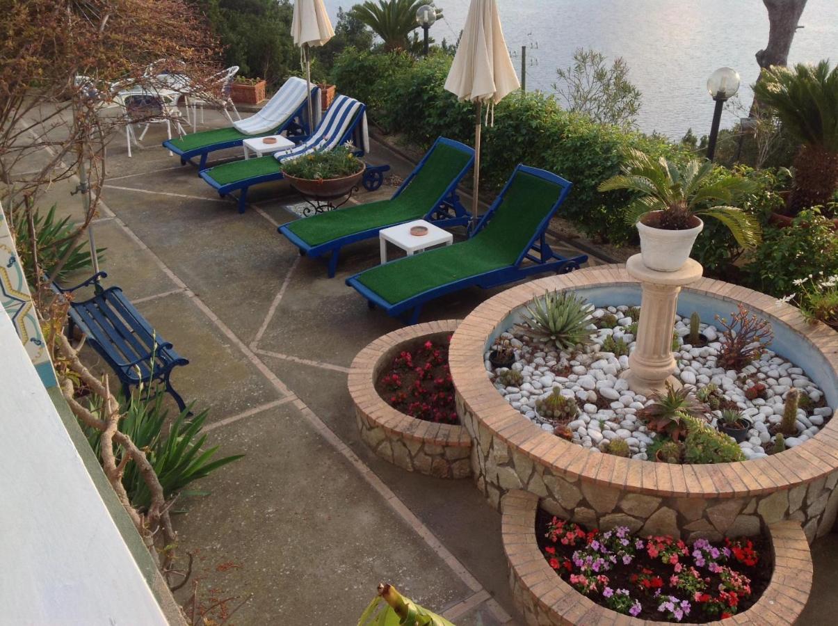 Bb La Guardiia Bed & Breakfast Anacapri  Eksteriør bilde